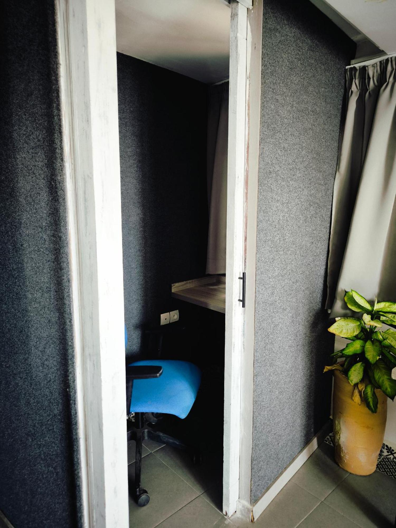 Bigblue Surf Hostel & Coworking Space - Taghazout (Adults Only) Azazoul Eksteriør bilde